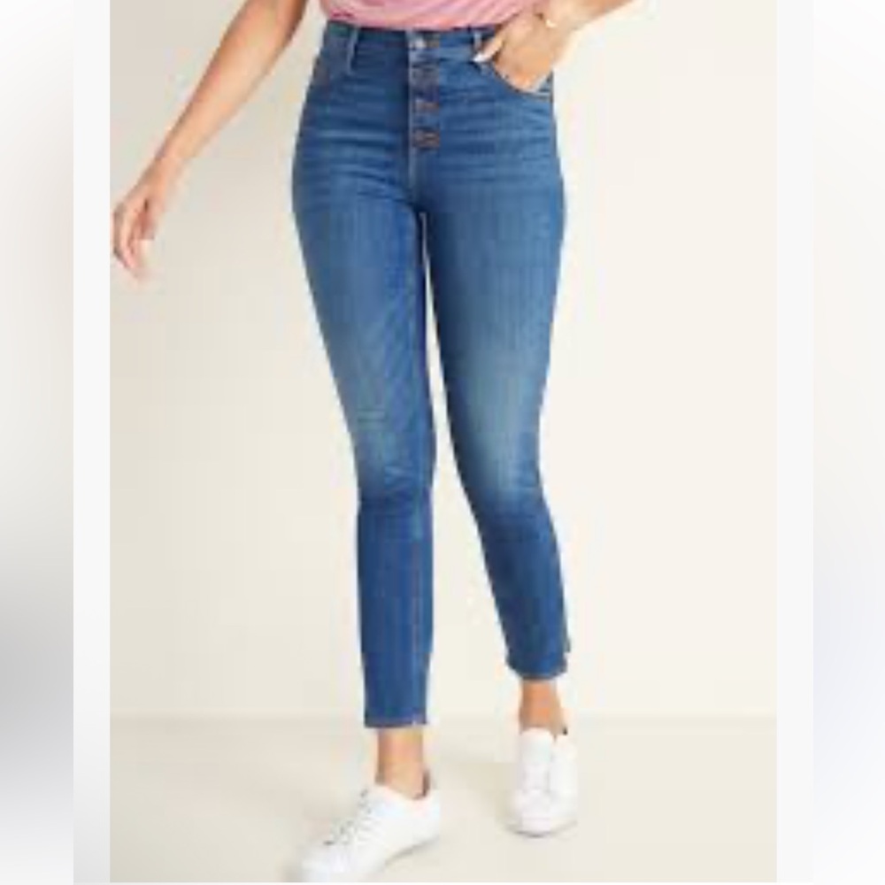 Old Navy Cropped Super Skinny High Rise Rockstar Stretchy Jeans Size 4